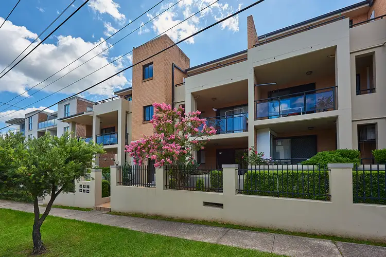 1/16-24 Lydbrook Street, Westmead NSW 2145