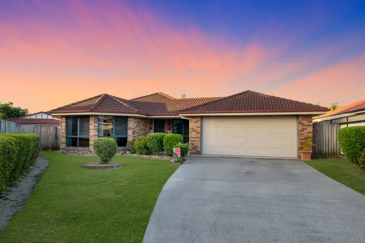 16 Waltham Street, Heritage Park QLD 4118