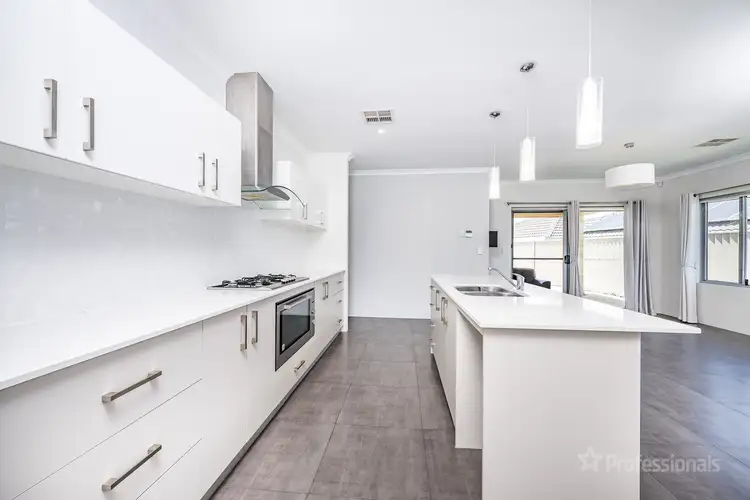 Seventh view of Homely house listing, 3 Camber Link, Alkimos WA 6038