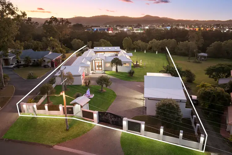 20 Riverdowns Crescent, Helensvale QLD 4212