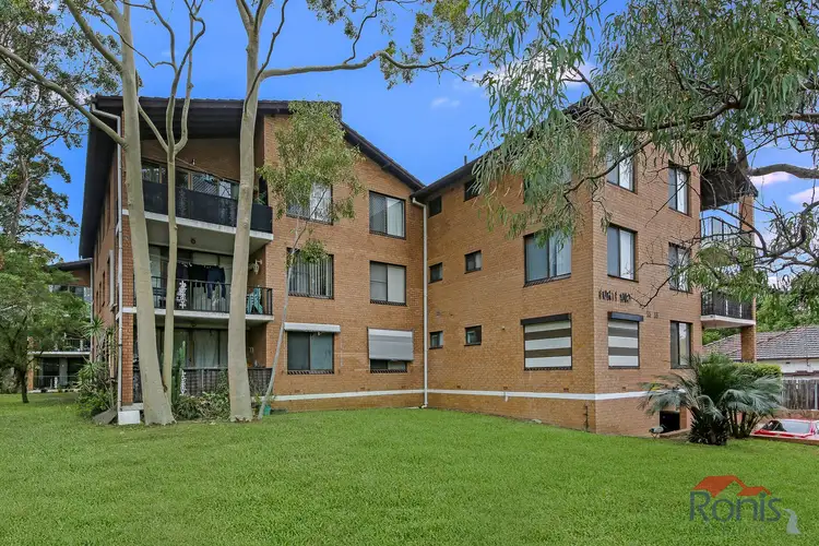 9/33-35 Sir Joseph Banks St, Bankstown NSW 2200