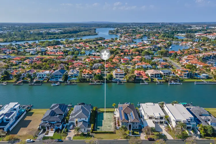 2613 Virginia Drive, Hope Island QLD 4212
