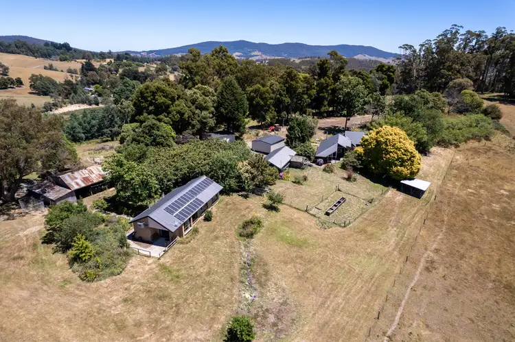 132 Lalla Road, Lilydale TAS 7268