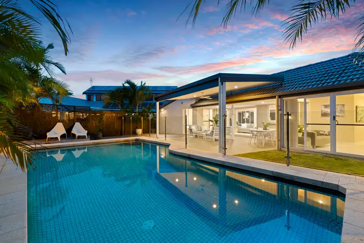 49 Wild Duck Drive, Mermaid Waters QLD 4218