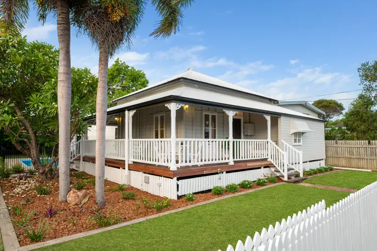23 Surrey Street, Hyde Park QLD 4812