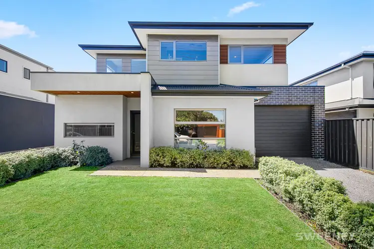 1/54 Cyclamen Avenue, Altona North VIC 3025