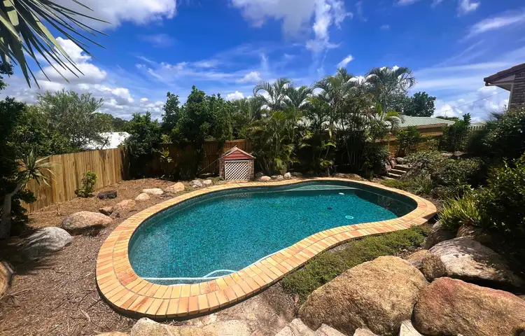 5 Valiant Court, Clinton QLD 4680