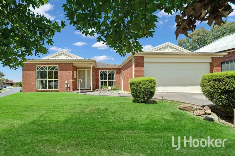 9 Darlingsford Boulevard, Melton VIC 3337