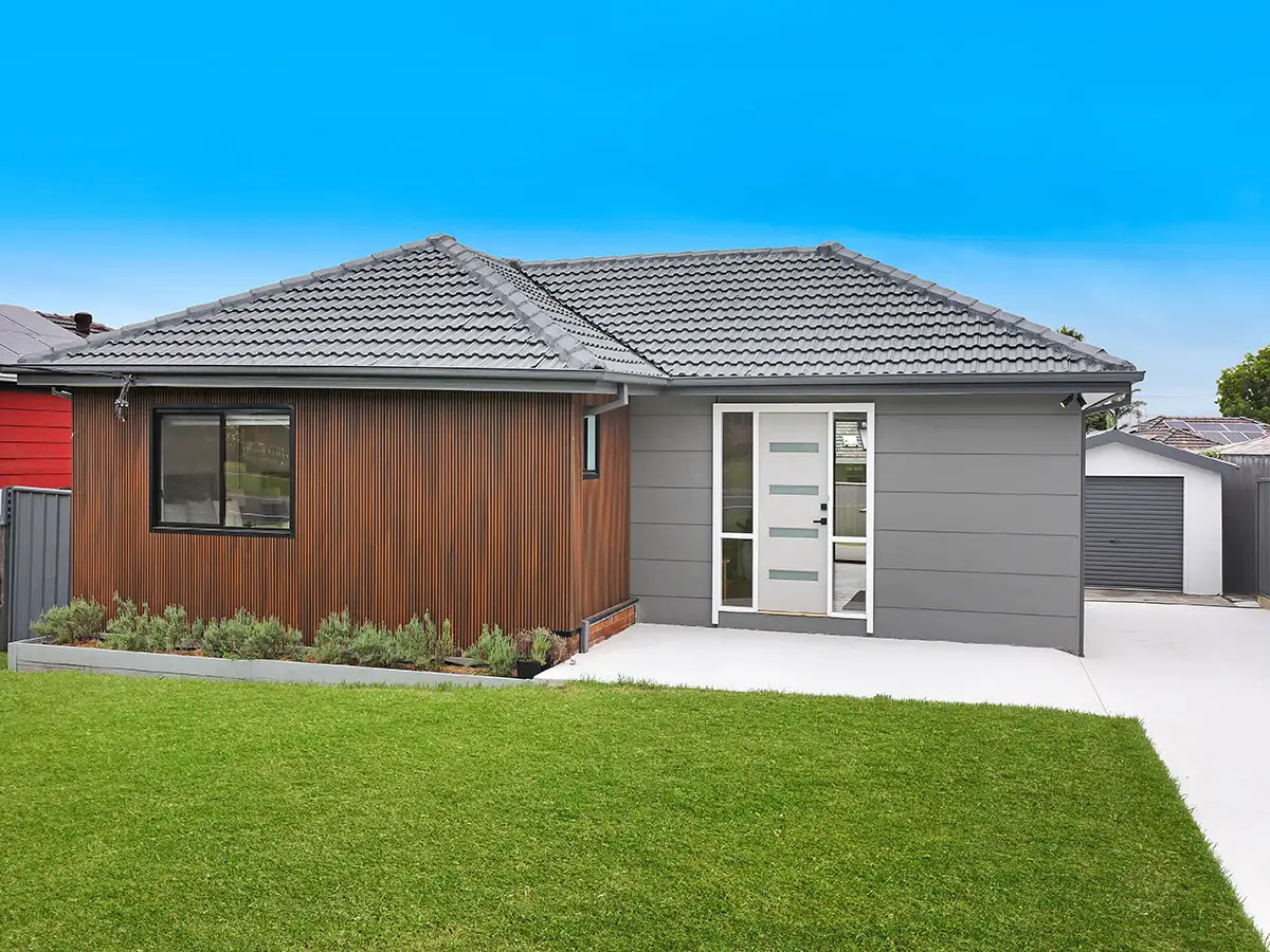 Main view of Homely house listing, 295 Northcliffe Drive, Berkeley NSW 2506