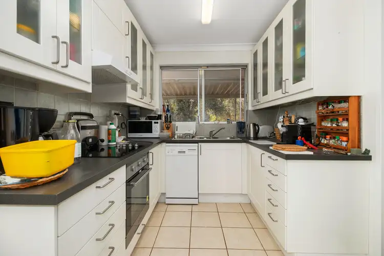 Fifth view of Homely house listing, 15 Jacqueline Drive, Thornlie WA 6108