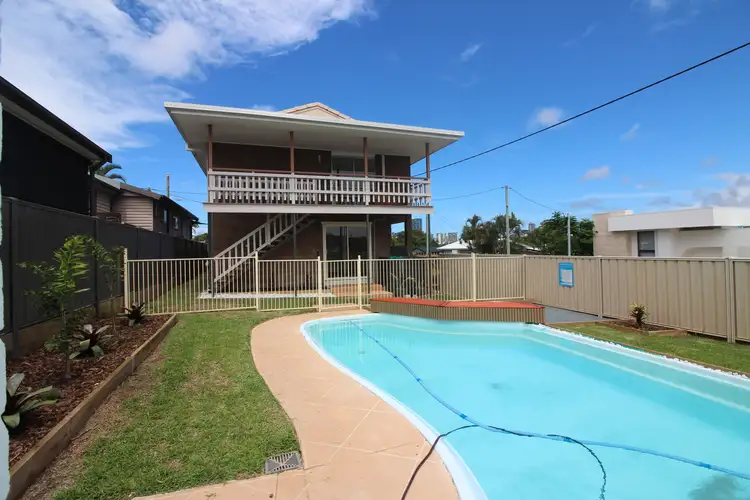 2 Ernest Street, Labrador QLD 4215