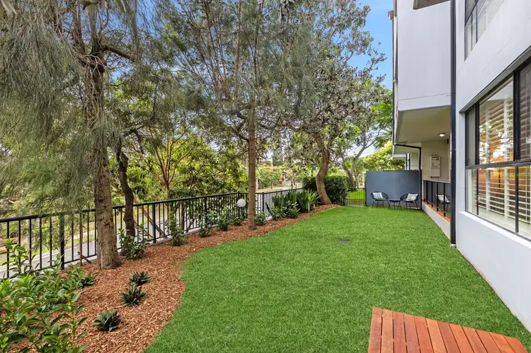 Main view of Homely unit listing, 2/1-5 The Crescent, Dee Why NSW 2099