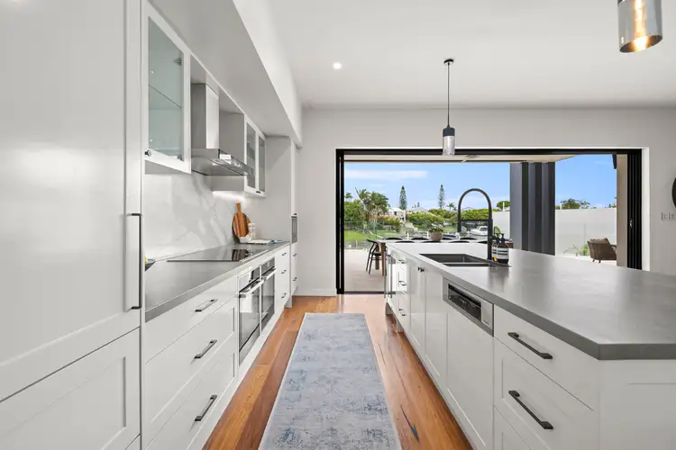 Sixth view of Homely house listing, 10 Clontarf Avenue, Sorrento QLD 4217