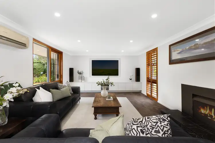 2 Du Faur Street, Turramurra NSW 2074