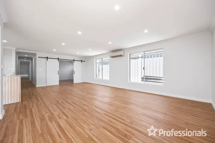 Fifth view of Homely house listing, 11 Grassdale Parkway, Ellenbrook WA 6069