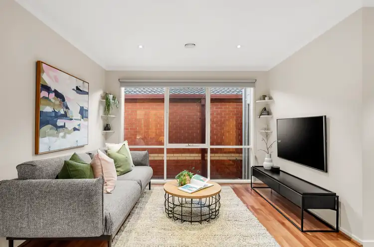 Second view of Homely house listing, 10 Barron Way, Yallambie VIC 3085