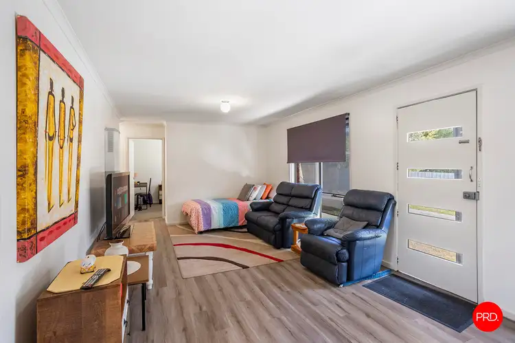 Sixth view of Homely house listing, 2/8 Tennyson Street, Quarry Hill VIC 3550