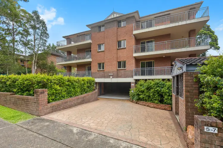 6/5 May Street, Hornsby NSW 2077