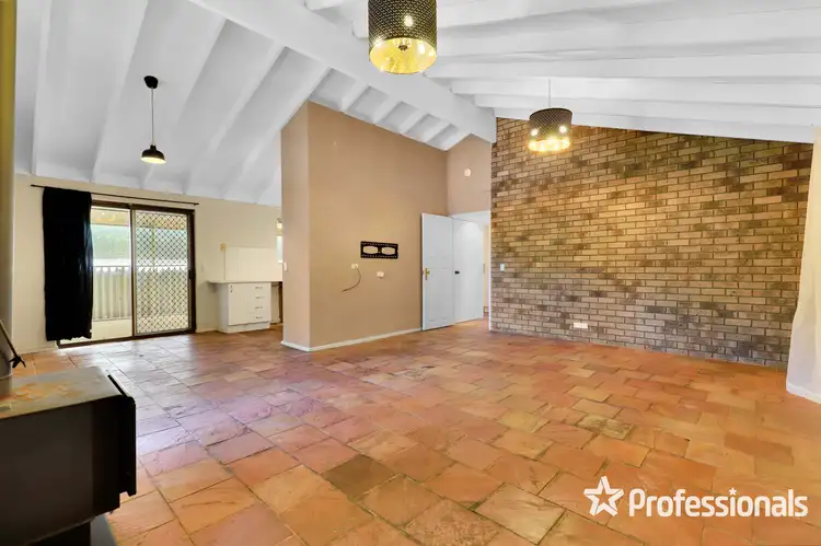 21 Ashburton Drive, Gosnells WA 6110