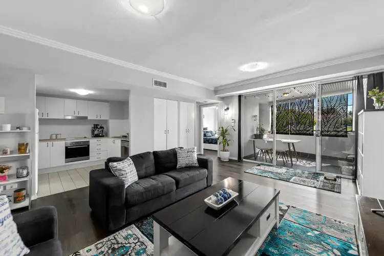 Main view of Homely unit listing, 17/6-10 Rose Street, Southport QLD 4215