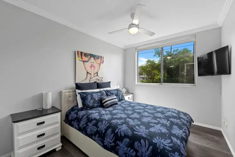 Fifth view of Homely unit listing, 17/6-10 Rose Street, Southport QLD 4215