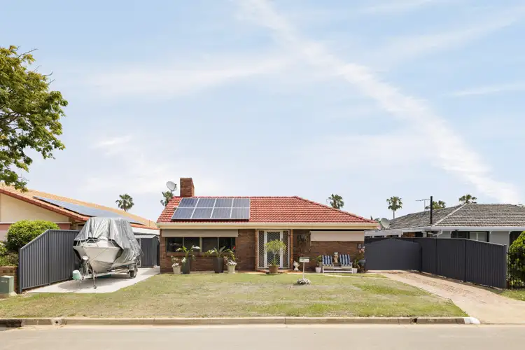 5 Vista Court, Newport QLD 4020