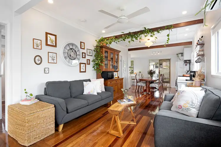 42 Campbell Street, Scarborough QLD 4020
