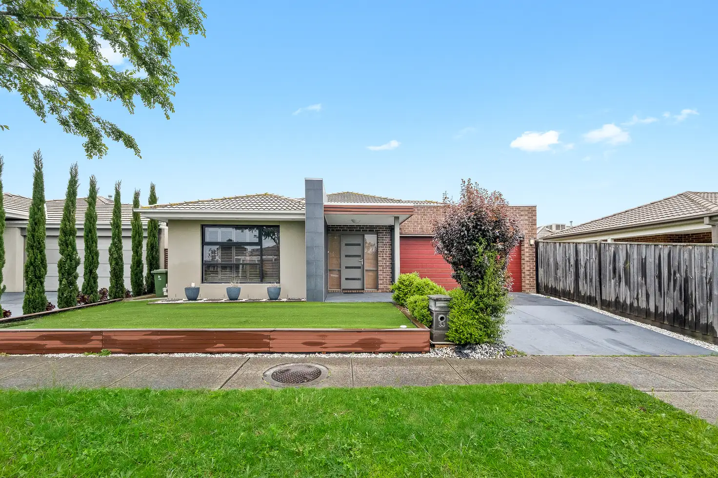 Main view of Homely house listing, 33 Albida Parade, Lyndhurst VIC 3975