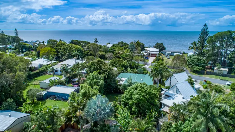 52 Coronation Avenue, Beachmere QLD 4510