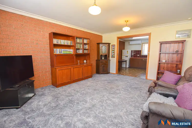 Third view of Homely unit listing, 2/187 Myrtle Street, Myrtleford VIC 3737