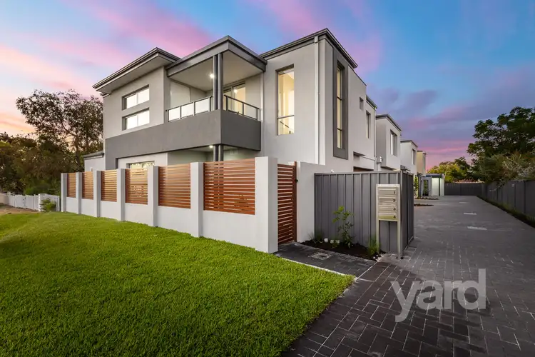 2/4 Waverley Road, Coolbellup WA 6163
