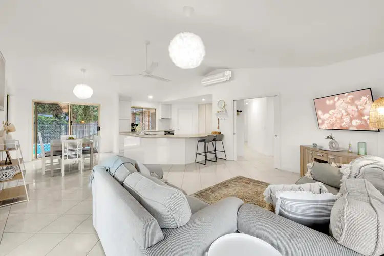Sixth view of Homely house listing, 9 Bellavista Close, Highland Park QLD 4211