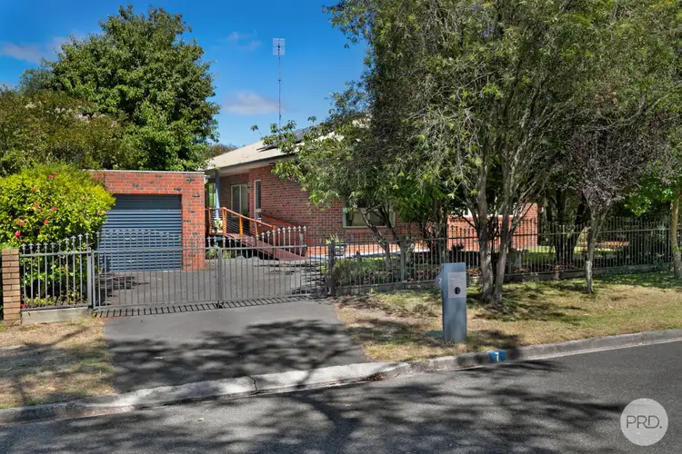 7 Grandison Avenue, Mount Clear VIC 3350