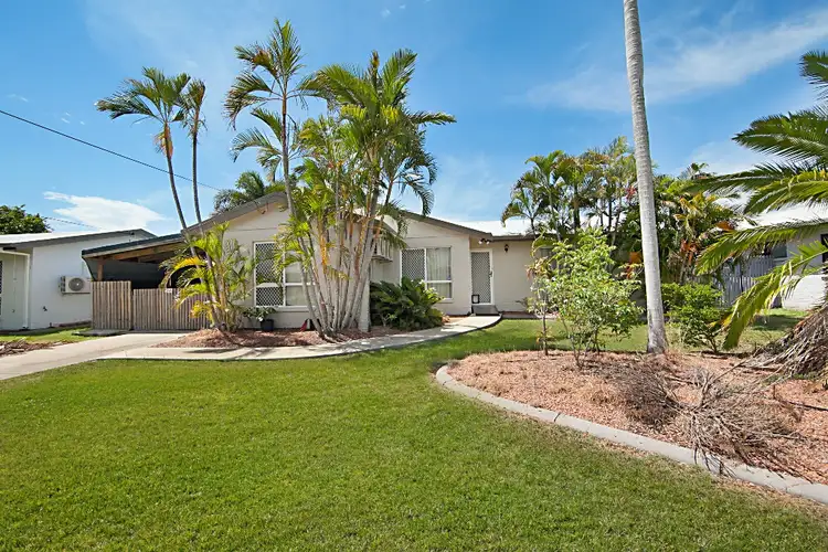 25 Amber Avenue, Rasmussen QLD 4815