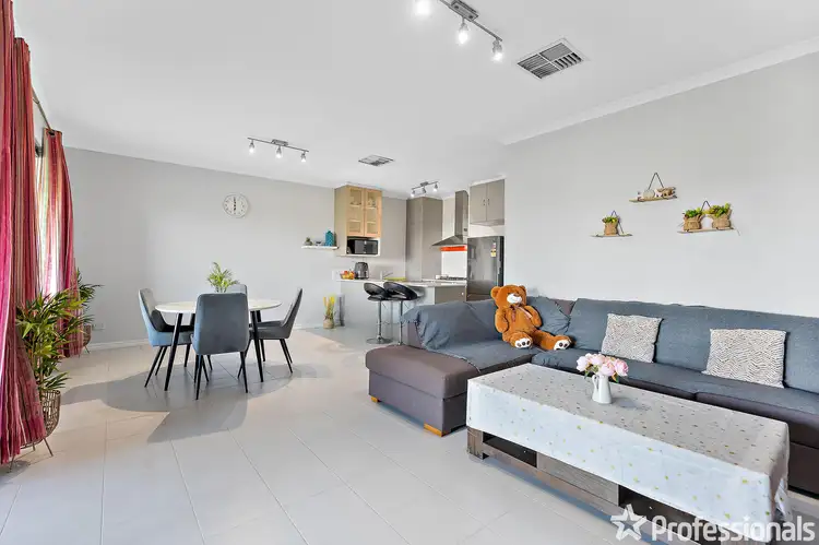 Fourth view of Homely house listing, 3/2 Woodstock Green, Ellenbrook WA 6069