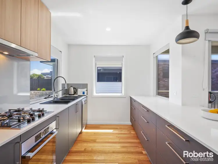 17/169 Steele Street, Devonport TAS 7310