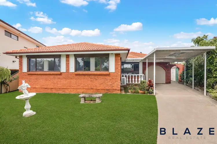 7 Concord Place, St Johns Park NSW 2176