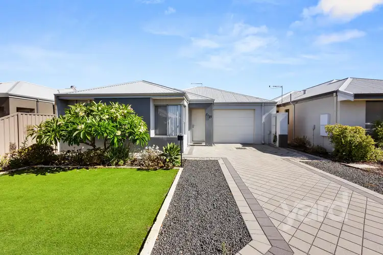 2/25 Gicha Close, Lake Coogee WA 6166