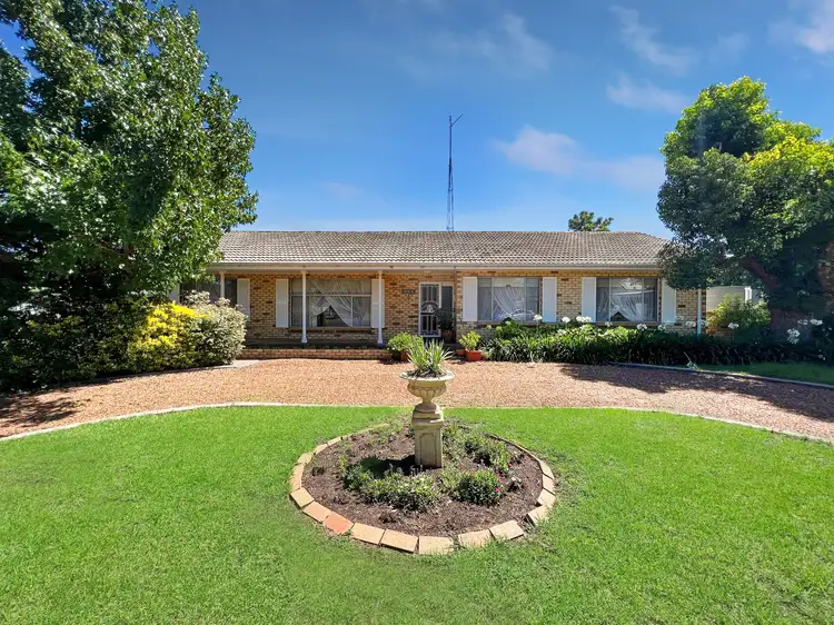 11 Stranger Street, West Wyalong NSW 2671