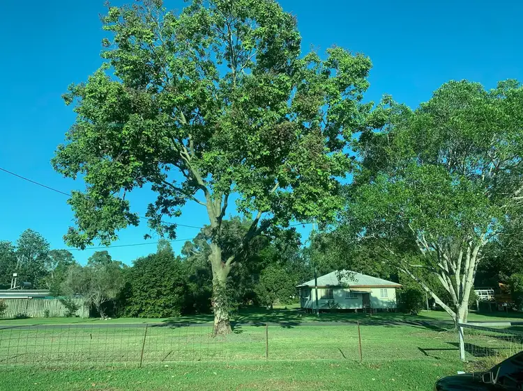 19 Dawes Street, Boyne Valley QLD 4680