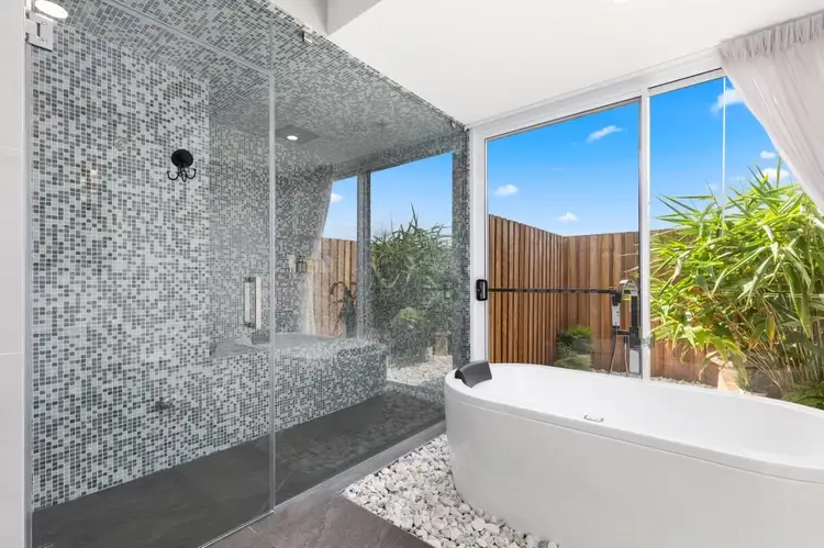 Fifth view of Homely house listing, 6 Peppermint Circuit, Nikenbah QLD 4655