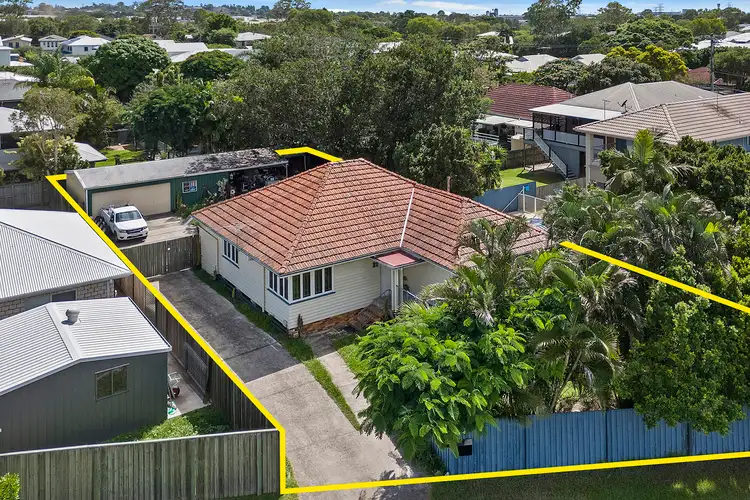 27 Arnold Road, Northgate QLD 4013