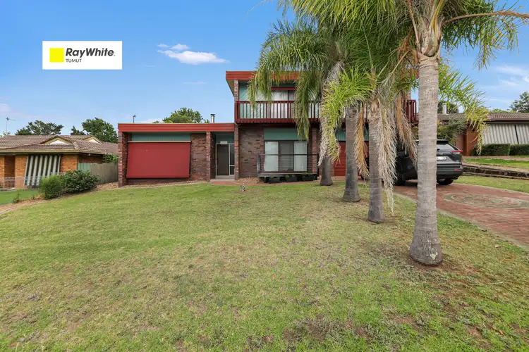 10 Cedar Crescent, Tumut NSW 2720