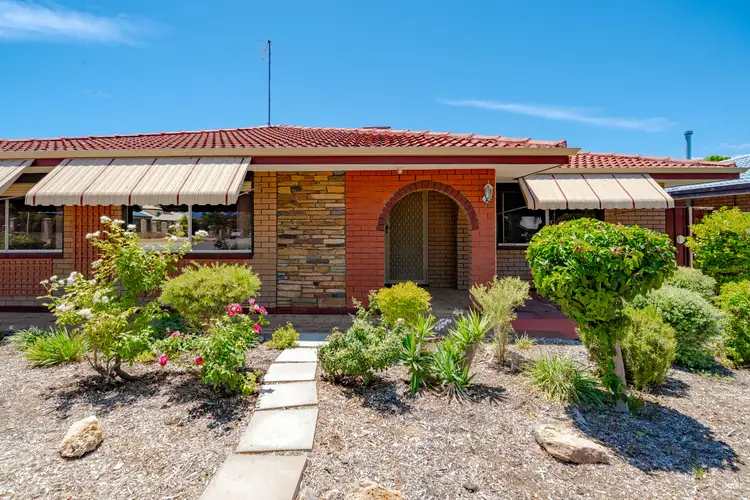60 Leslie Street, Dudley Park WA 6210
