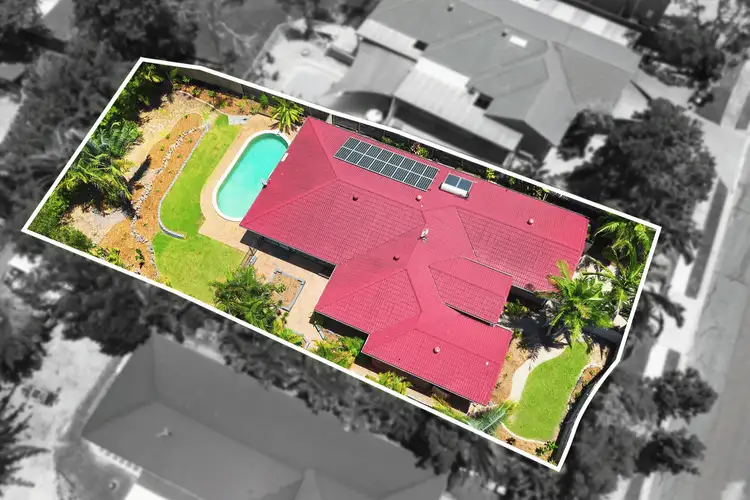 48 Watford Crescent, Molendinar QLD 4214