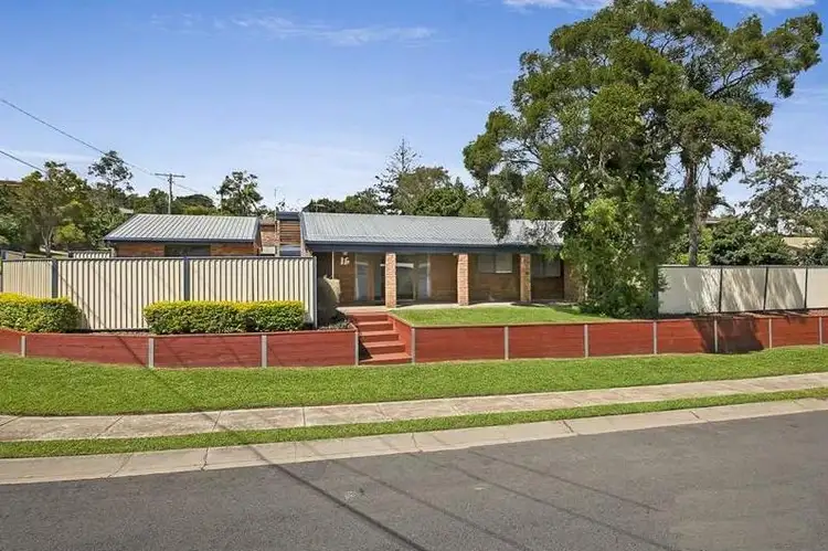 16 Chambery Road, Petrie QLD 4502