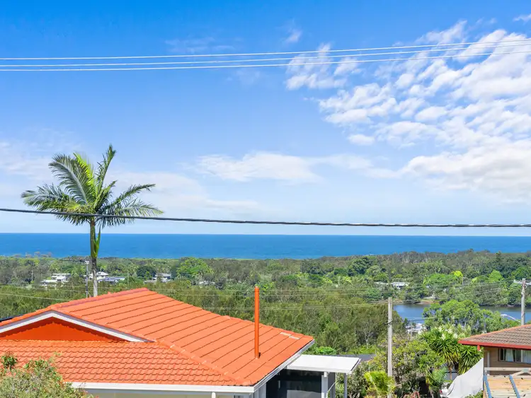 Third view of Homely house listing, 10 Echuca Crescent, Banora Point NSW 2486