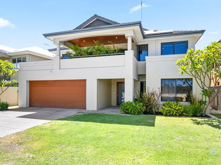 21 Stitfold Promenade, Salter Point WA 6152