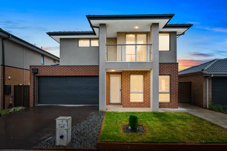 Second view of Homely house listing, 8 Sapphire Road, Cobblebank VIC 3338