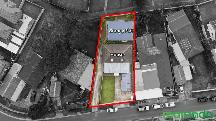 8 Lamont Place